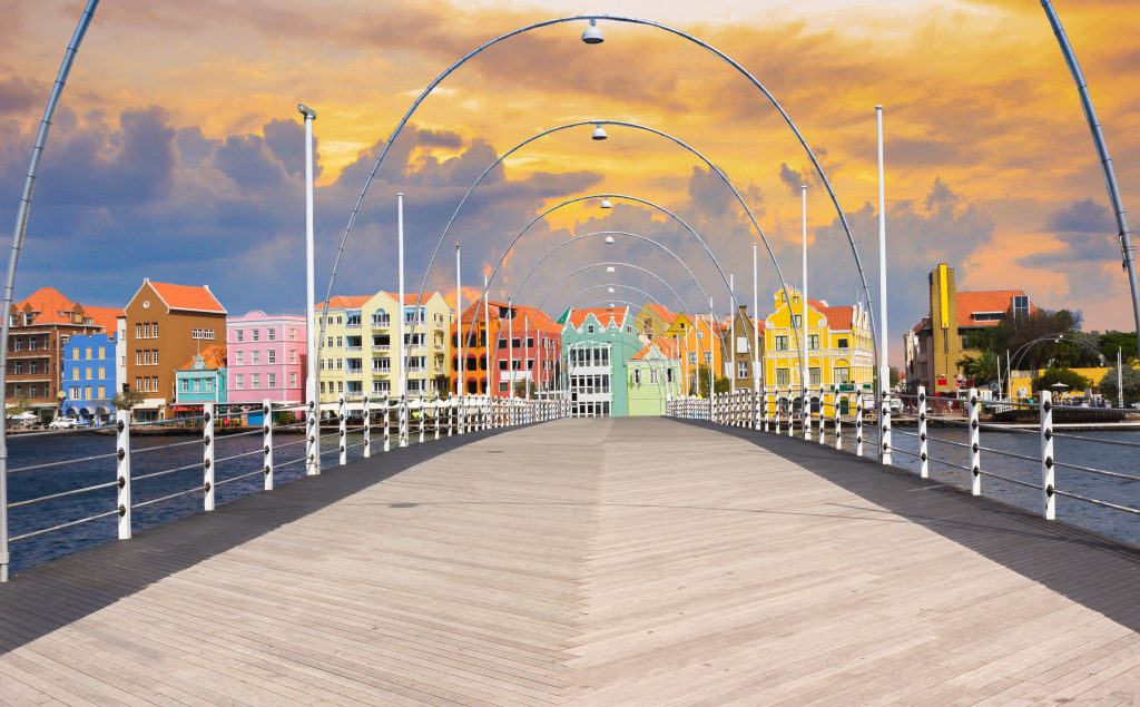 Bezoek Willemstad tijdens een vakantie naar Curaçao